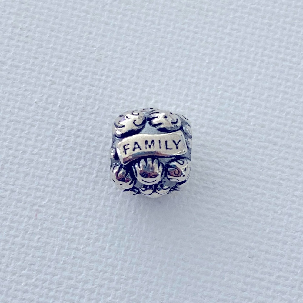 Family Pandora Charm
